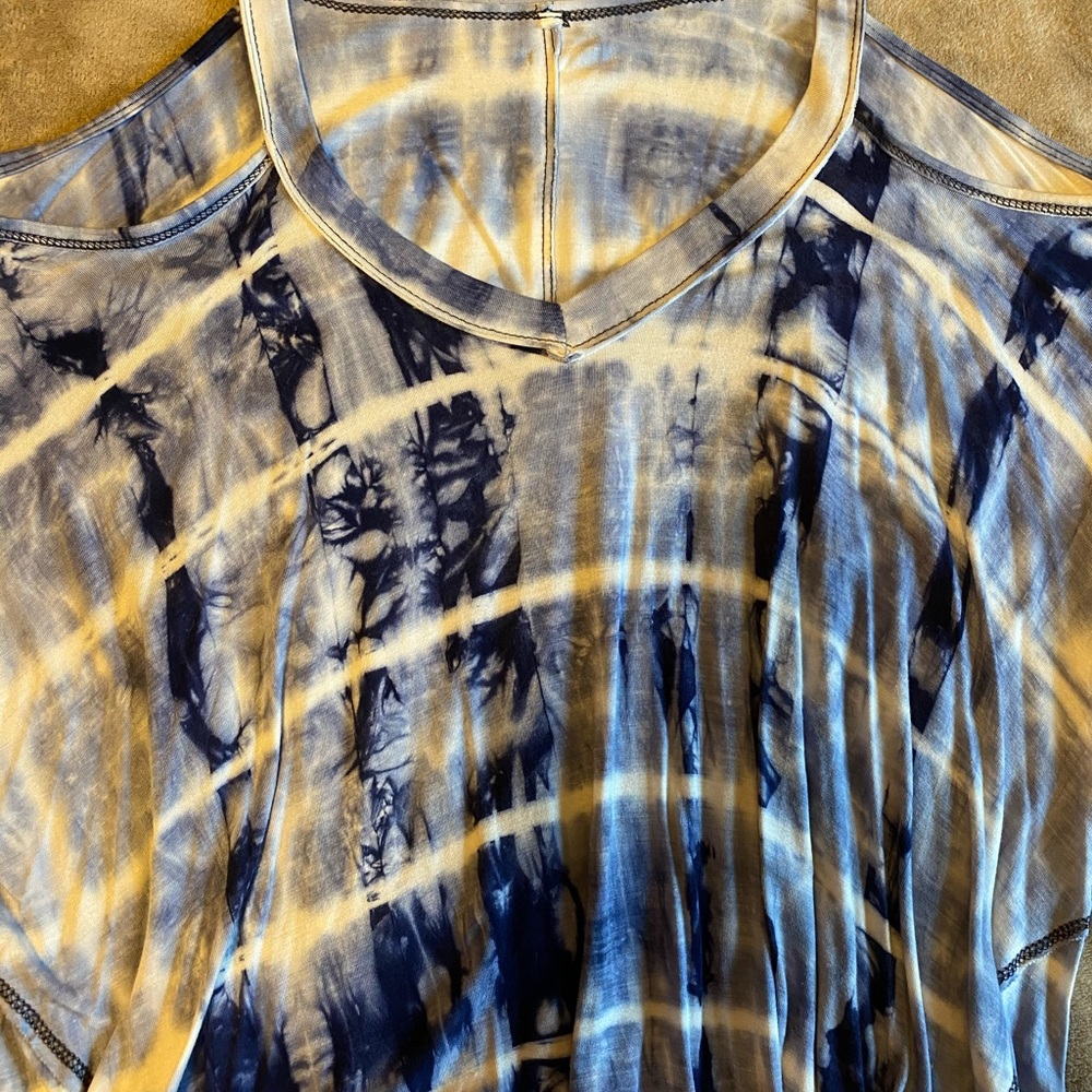 Cold Shoulder Top - image 2